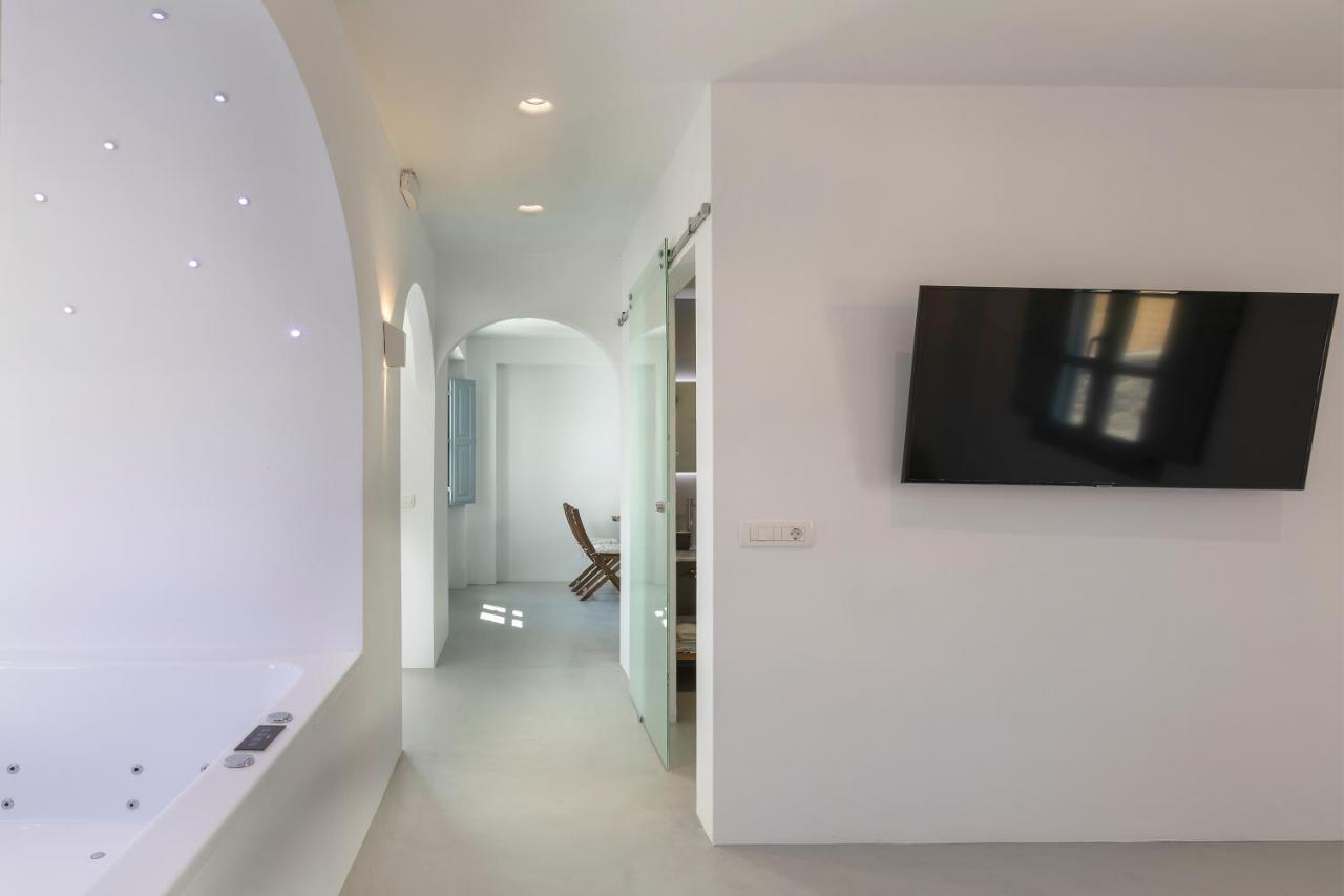 Blackstone Luxury Suites Emporio  Zewnętrze zdjęcie