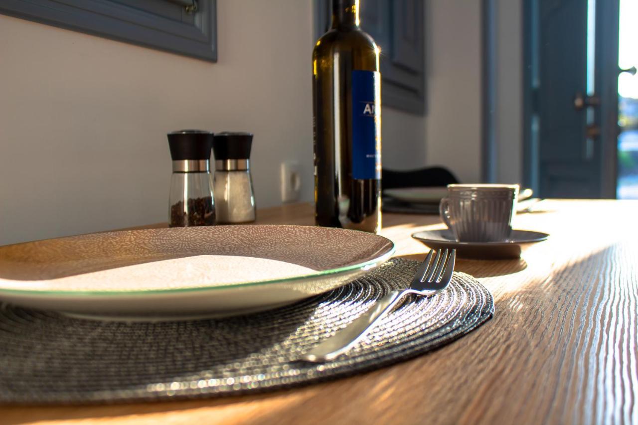 Blackstone Luxury Suites Emporio  Zewnętrze zdjęcie