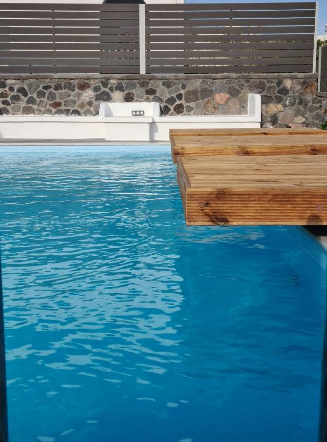 Blackstone Luxury Suites Emporio  Zewnętrze zdjęcie