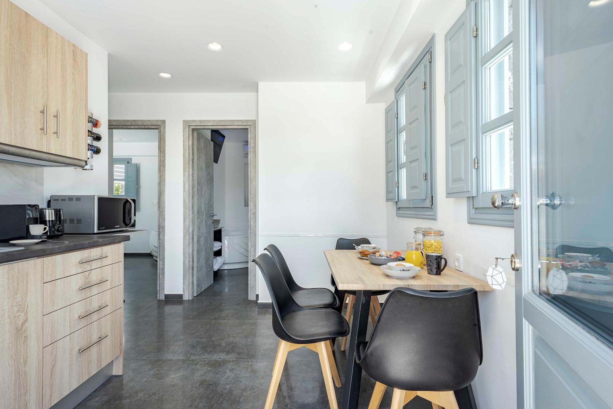 Blackstone Luxury Suites Emporio  Zewnętrze zdjęcie